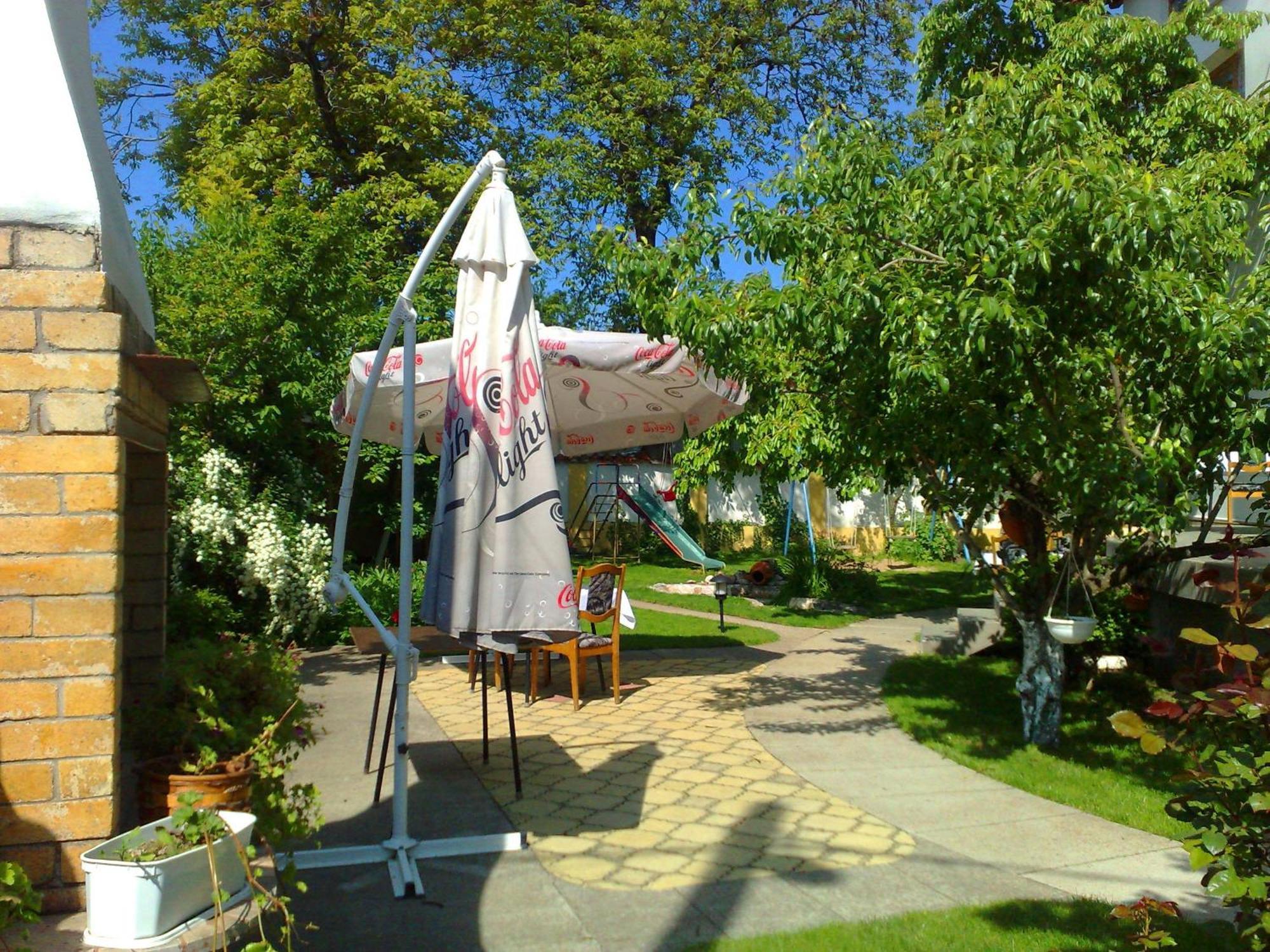 Family Hotel Sonata Samokov Exterior photo